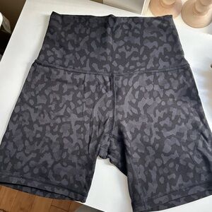 lululemon align 6’ biker shorts